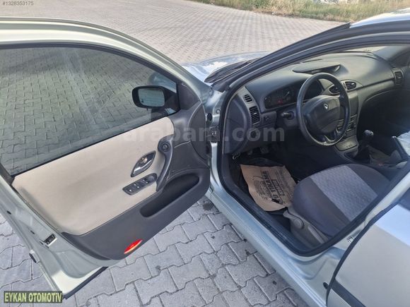 RENAULT LAGUNA 1.6 1.6 VALF EXPRESSİON PLUS 115 HP