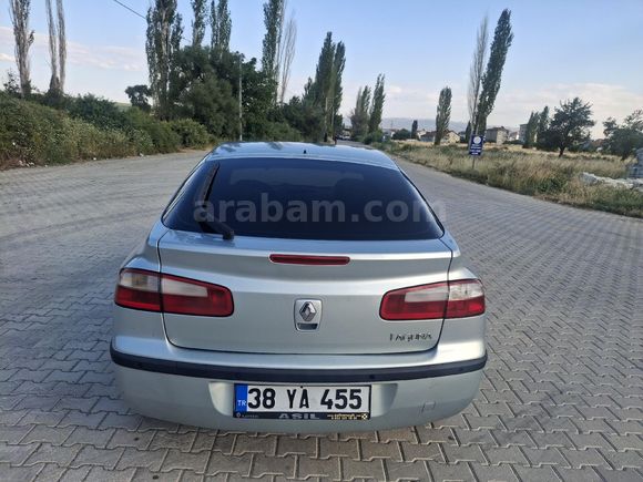 Galeriden Renault Laguna 1.6 Expression 2005 Model Uşak