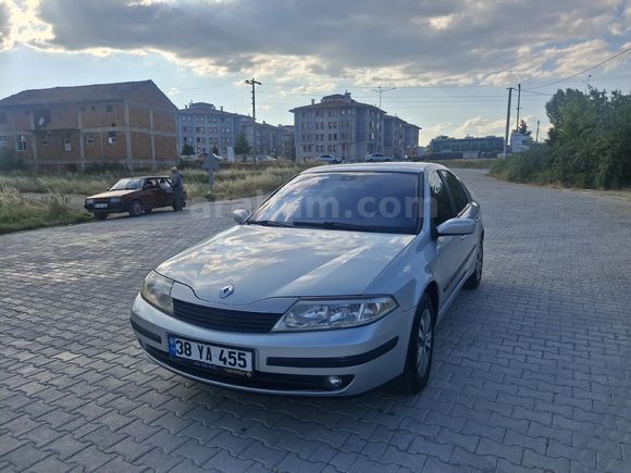 Galeriden Renault Laguna 1.6 Expression 2005 Model Uşak