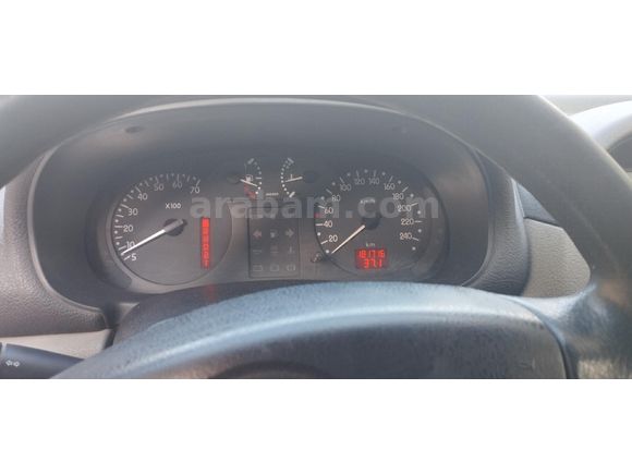 Sahibinden Renault Clio 1.4 Expression 2003 Model