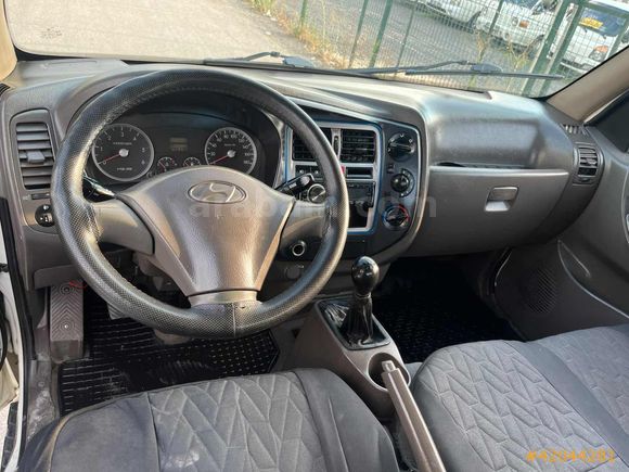 2006 MODEL MOTOR YÜRÜYEN MÜKEMMEL HYUNDAİ KAMYONET