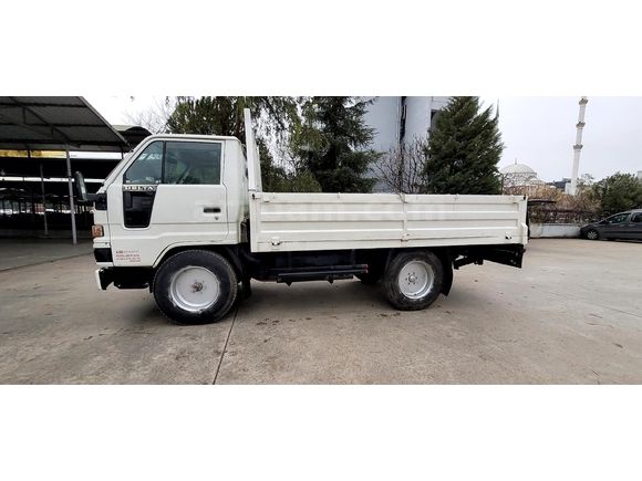 Sahibinden Daihatsu Delta 2.8