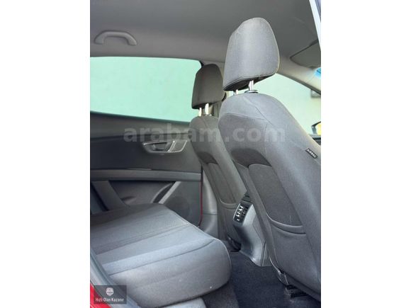 2015 MODEL SEAT LEON 1.6 TDİ DSG START STOP STYLE 110 BG 145 BİN