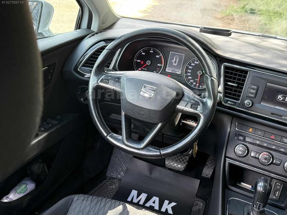 SEAT LEON 1.6 TDI STYLE CAM TVN