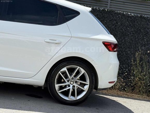 SEAT LEON 1.6 TDI STYLE CAM TVN