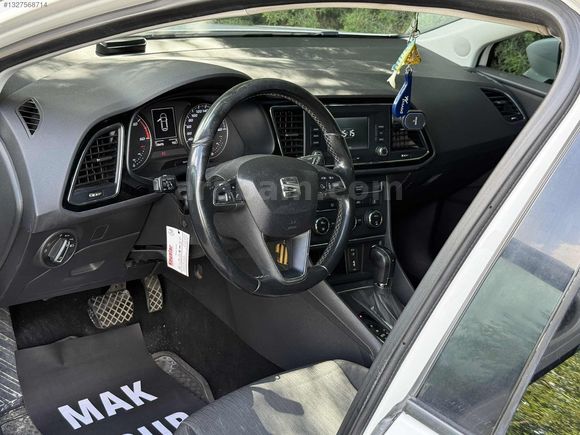 SEAT LEON 1.6 TDI STYLE CAM TVN