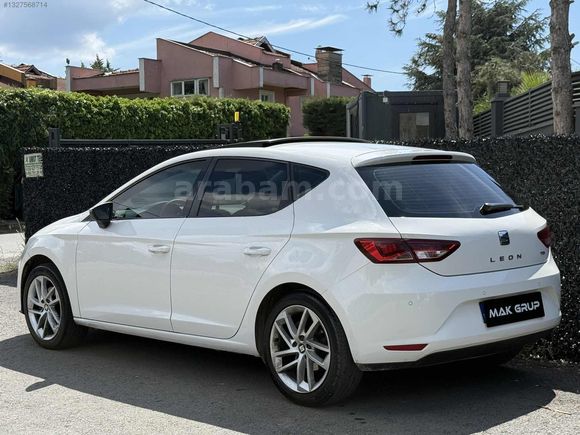 SEAT LEON 1.6 TDI STYLE CAM TVN