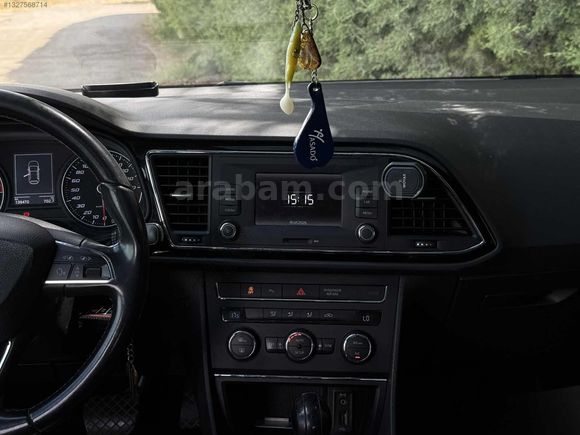 SEAT LEON 1.6 TDI STYLE CAM TVN