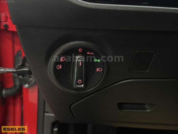 ESELES Orjinal Seat Leon S&S Style Cam Tavanlı 1.6 Tdi 110Hp Dsg