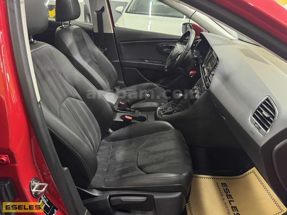 ESELES Orjinal Seat Leon S&S Style Cam Tavanlı 1.6 Tdi 110Hp Dsg