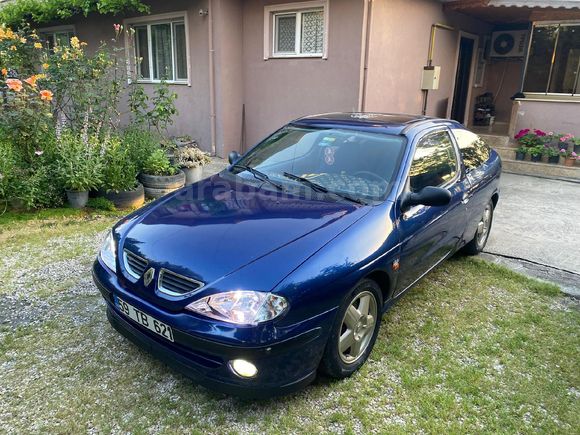 Sahibinden Renault Megane 1.6 Coupe Expression 2000 Model