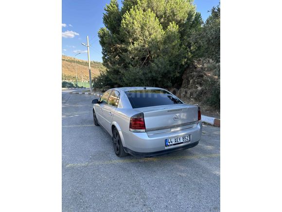 Acit nakite ihtiyaçtan Opel Vectra 1.6 Comfort 2004 Model 