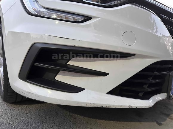 Sahibinden Renault Megane 1.3 TCe Joy 2021 Model 