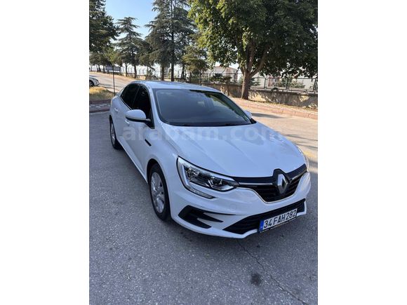 Sahibinden Renault Megane 1.3 TCe Joy 2021 Model 
