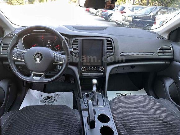 Sahibinden Renault Megane 1.3 TCe Joy 2021 Model 