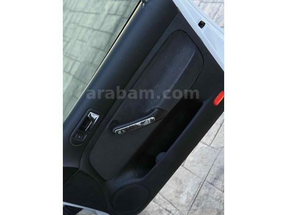 “MAHİR AUTO GALLERY” Bora 1.6 Comfortline 2000  MODEL