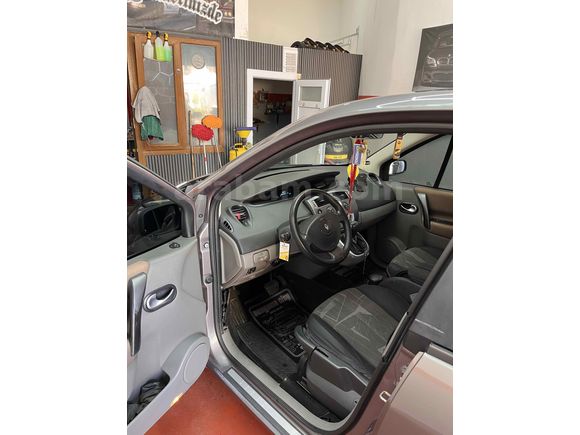 Sahibinden Renault Scenic 1.6 Dynamique 2006 Model AİLE ARABASI