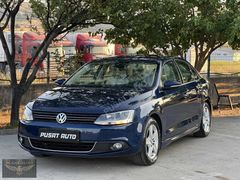 PUSAT AUTO'DAN WW JETTA LANSMAN İÇİ BEJ DEĞİŞENSİZ KUSURSUZ