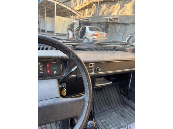NOSTALJİK 41 BİNDE SAFKAN BENZİNLİ