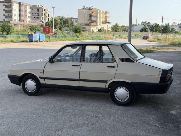 RENAULT 12 TOROS