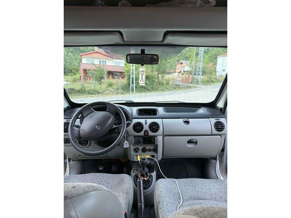 Sahibinden Renault Kangoo Multix 1.5 dCi Authentique 2005 Model  200.650 km Beyaz