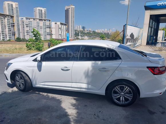 Sahibinden Renault Megane 1.3 TCe Touch 2023 Model