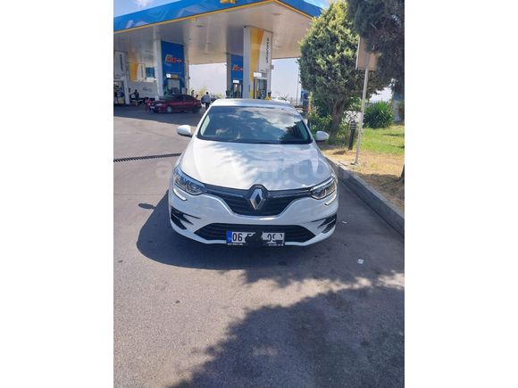 Sahibinden Renault Megane 1.3 TCe Touch 2023 Model
