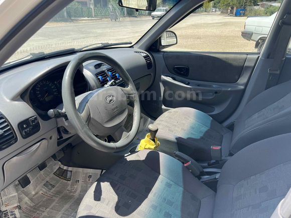 Sahibinden Hyundai Accent 1.3 Admire 2005 Model 