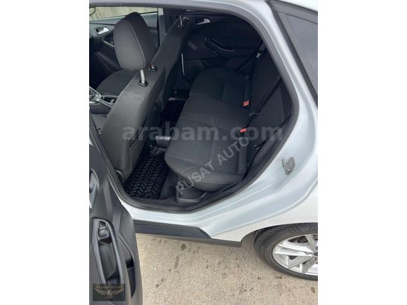 PUSAT AUTO'DAN 2015 FORD FOCUS 1.6 BENZİN+LPG BAKIMLI EMSALSİZ