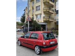 Sahibinden Renault Clio 1.4 RXT 2002 Model  247.000 km Kırmızı