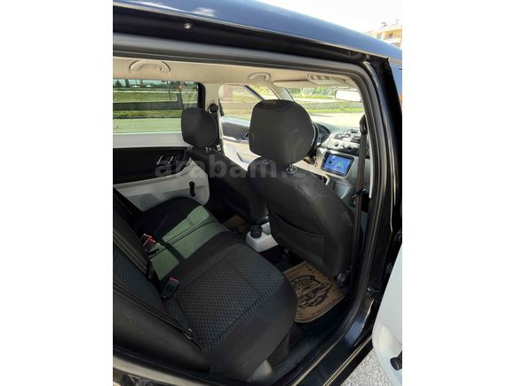 Sahibinden Skoda Fabia 1.2 Ambition 2012 Model  182.000 km Siyah
