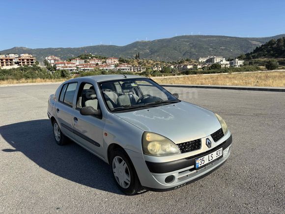 Renault Clio 1.4 | 177000 KM | Tramer 0 | Temiz Öğretmen Aracı