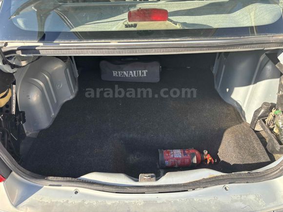 Renault Clio 1.4 | 177000 KM | Tramer 0 | Temiz Öğretmen Aracı
