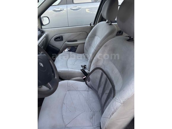 Renault Clio 1.4 | 177000 KM | Tramer 0 | Temiz Öğretmen Aracı