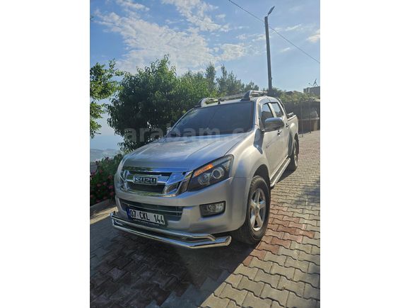 Sahibinden Isuzu D-Max 2.5 4x4 V-Cross 2014 Model Antalya