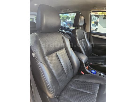Sahibinden Isuzu D-Max 2.5 4x4 V-Cross 2014 Model Antalya