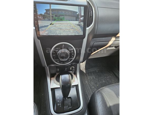 Sahibinden Isuzu D-Max 2.5 4x4 V-Cross 2014 Model Antalya