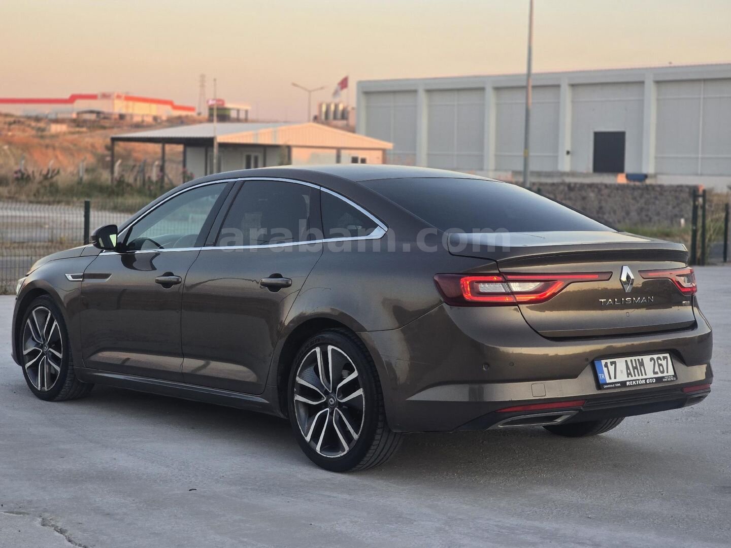 Sahibinden Renault Talisman 1.6 dCi Icon 2016 Model Çanakkale 238.000 km Kahverengi 6