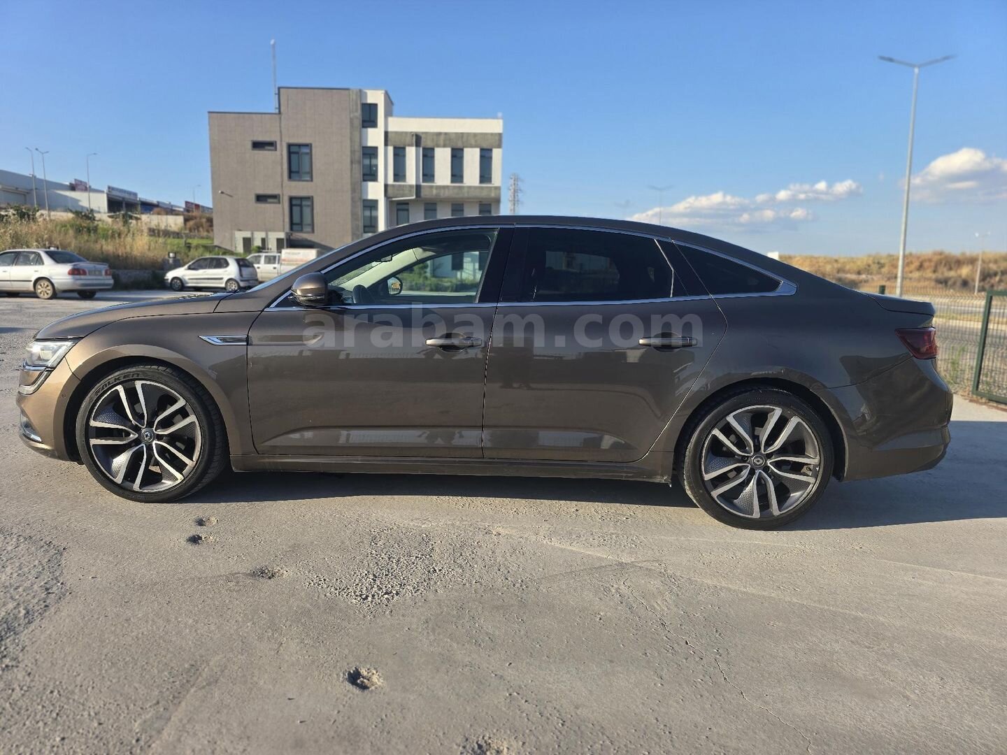Sahibinden Renault Talisman 1.6 dCi Icon 2016 Model Çanakkale 238.000 km Kahverengi 2