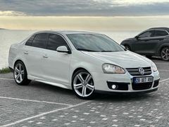 ŞEYHOĞLU OTOMOTİV’DEN Volkswagen Jetta 1.6 FSi Comfortline 2006 Model Ordu