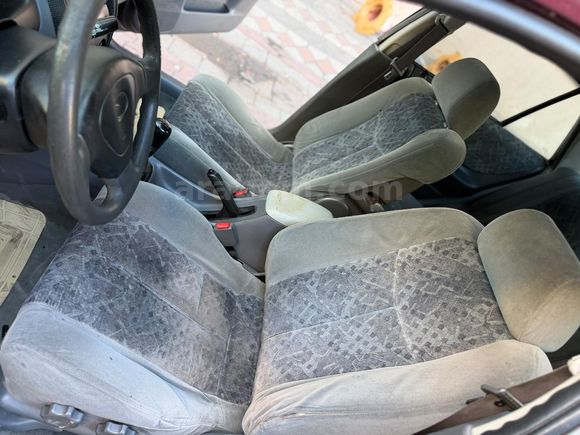 Sahibinden Mazda 323 1.5 1999 Model