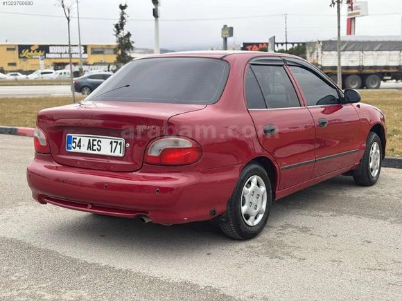 TAKASLI KIRMIZI GÜL