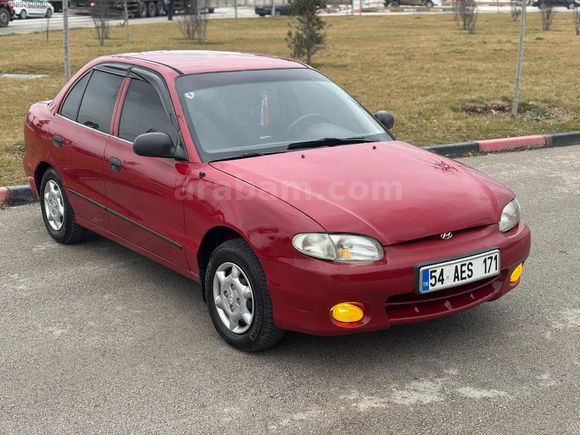 TAKASLI KIRMIZI GÜL