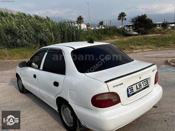 Hyundai Accent 1.5 GLS 1997 model