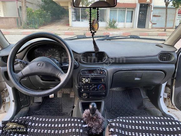 HYUNDAİ ACCENT 1.5 GLS TEMİZ SORUNSUZ