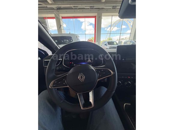 Sahibinden Renault Clio 1.0 TCe Techno Esprit Alpine 2025 Model 