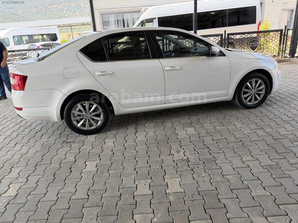 DEMİRLER OTOMOTİV'DEN OCTAVIA ELEGANCE CR