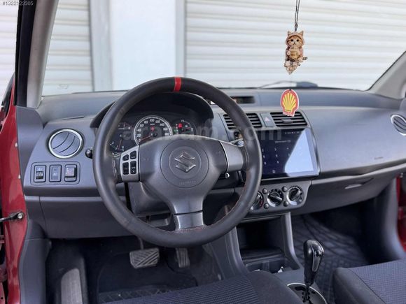 DEĞİŞENSİZ TAM OTOMOTİK TEMİZ BAKIMLI SWİFT