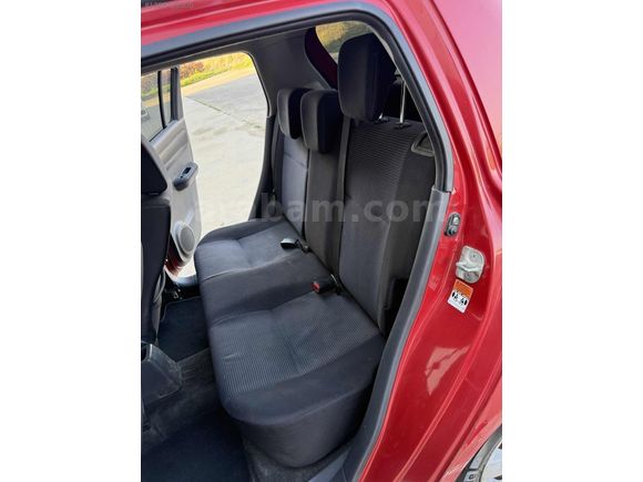 DEĞİŞENSİZ TAM OTOMOTİK TEMİZ BAKIMLI SWİFT