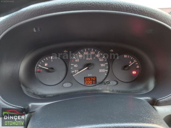 2004/ SIFIR MOTOR/ DÜŞÜK KM/ KLİMA/ EXPER RAPORLU CLIO 1.5 DCI